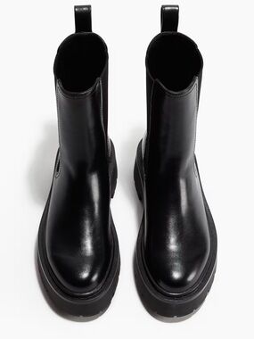 H&M Black Chunky Chelsea Boots l